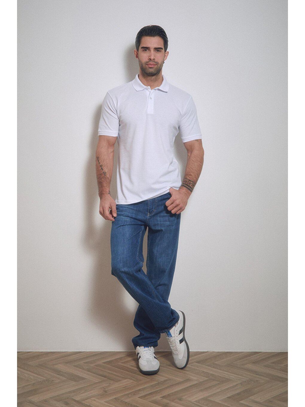 Beyaz Basic Polo Yaka Düğmeli Tişört-1