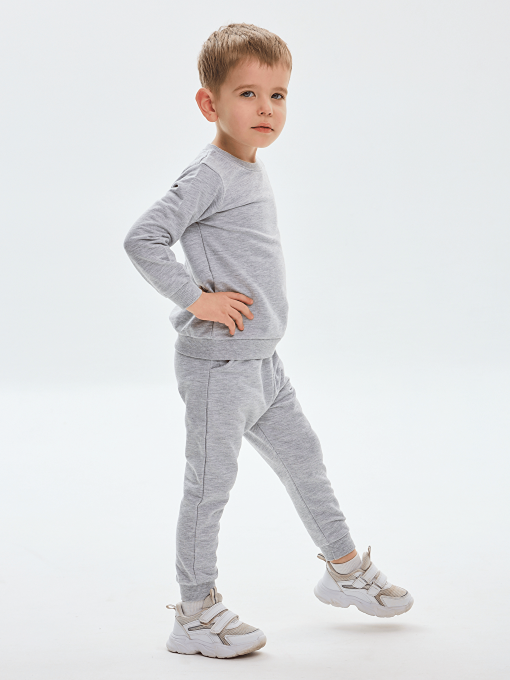 Gri Bisiklet Yaka Baskılı Erkek Çocuk Sweatshirt ve Eşofman Alt 2'li Takım-4