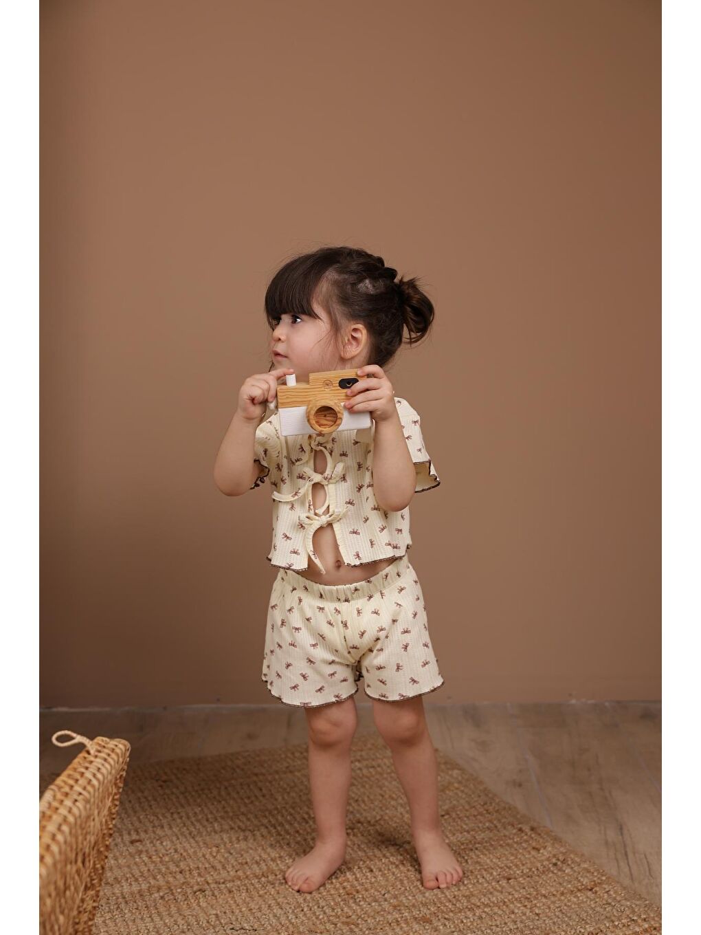 Ekru Bağcıklı Fiyonk Desenli Kız Şort Takım-5
