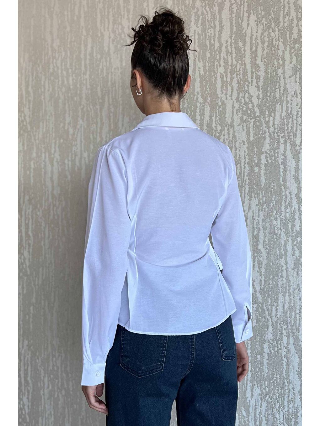 Beyaz Bel Bağcıklı Kadın Gömlek-2