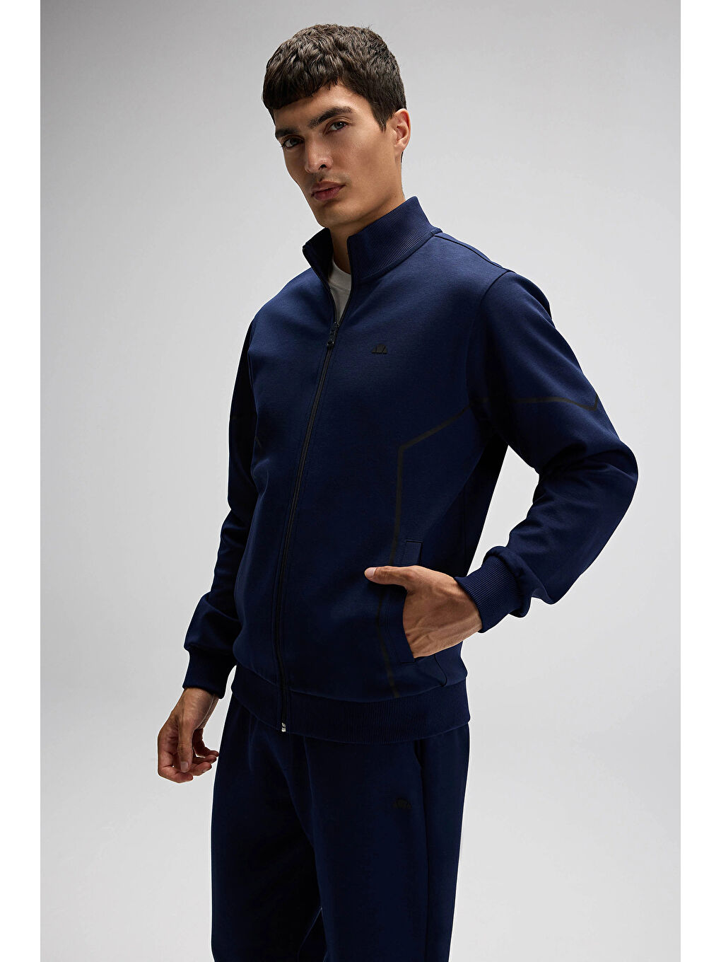 Lacivert Logolu Pamuklu Regular Fit Dik Yaka Fermuarlı Sweat EM545-NV-2