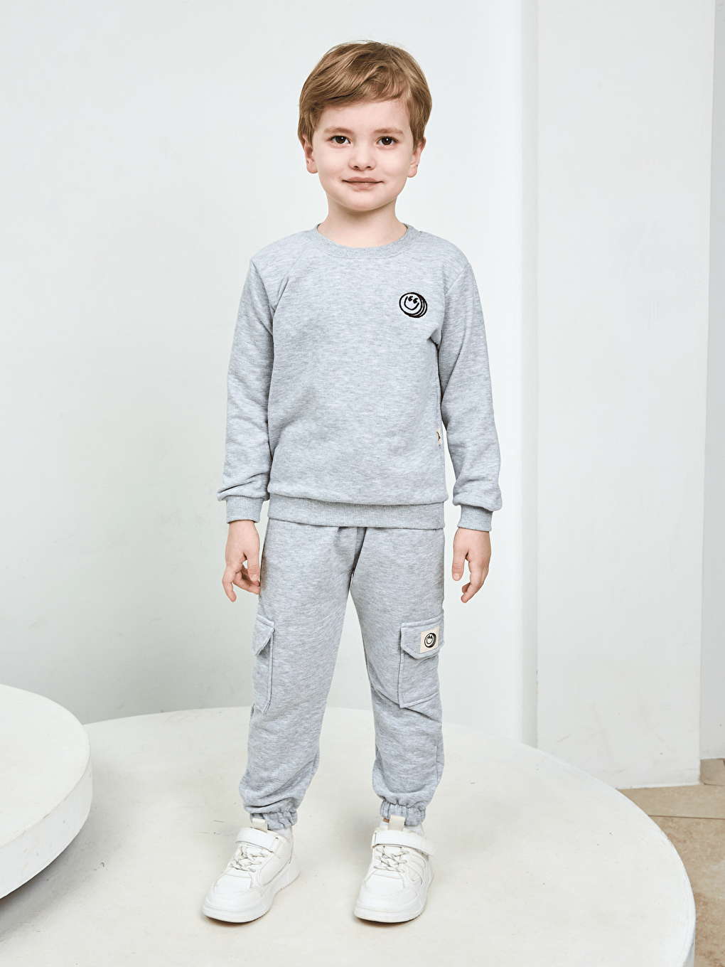 Gri Bisiklet Yaka Erkek Çocuk Basic Sweatshirt ve Eşofman Alt 2'li Takım-6