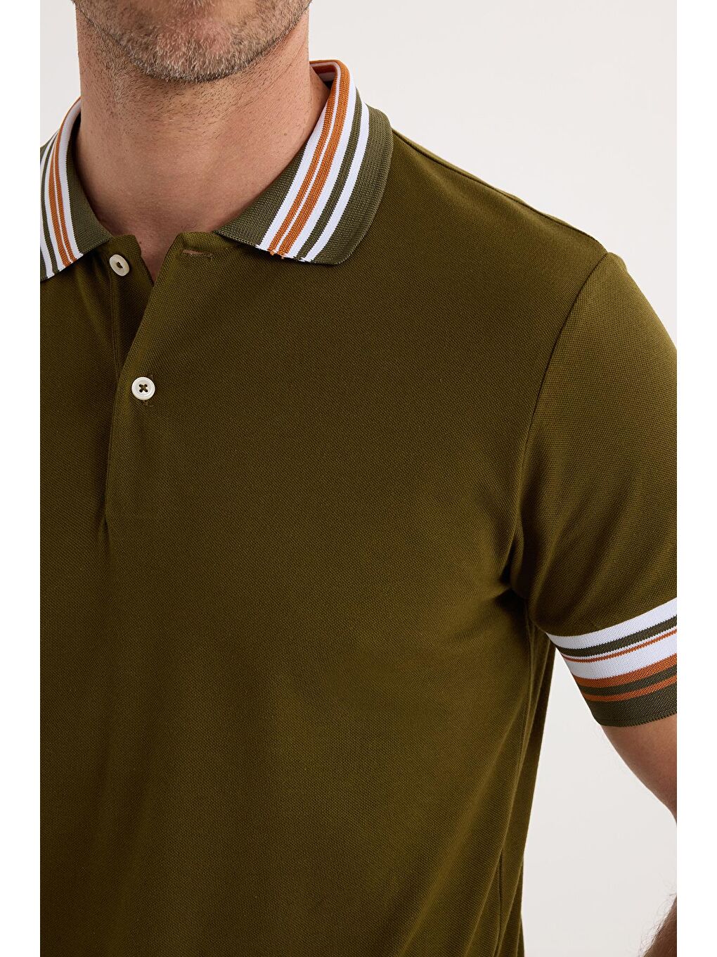 Erkek Slim Fit Dar Kesim %100 Pamuk Düz Pike Yaka Ve Kol Detaylı Koyu Haki Polo Yaka Tişört-2