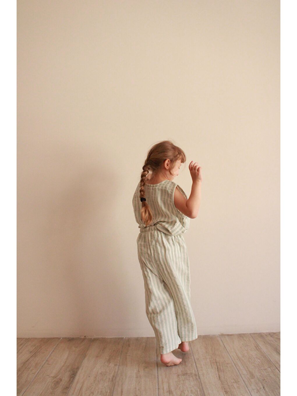 Yeşil Çizgili Asimetrik Cepli Müslin Takım-3