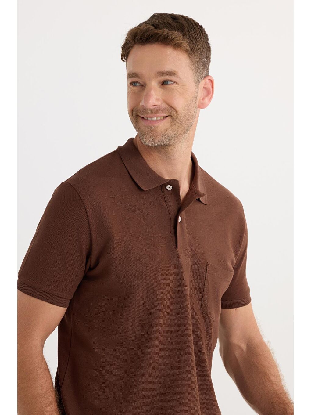 Erkek Regular Fit Klasik Kesim %100 Pamuk Düz Pike Koyu Kahverengi Polo Yaka Tişört-1