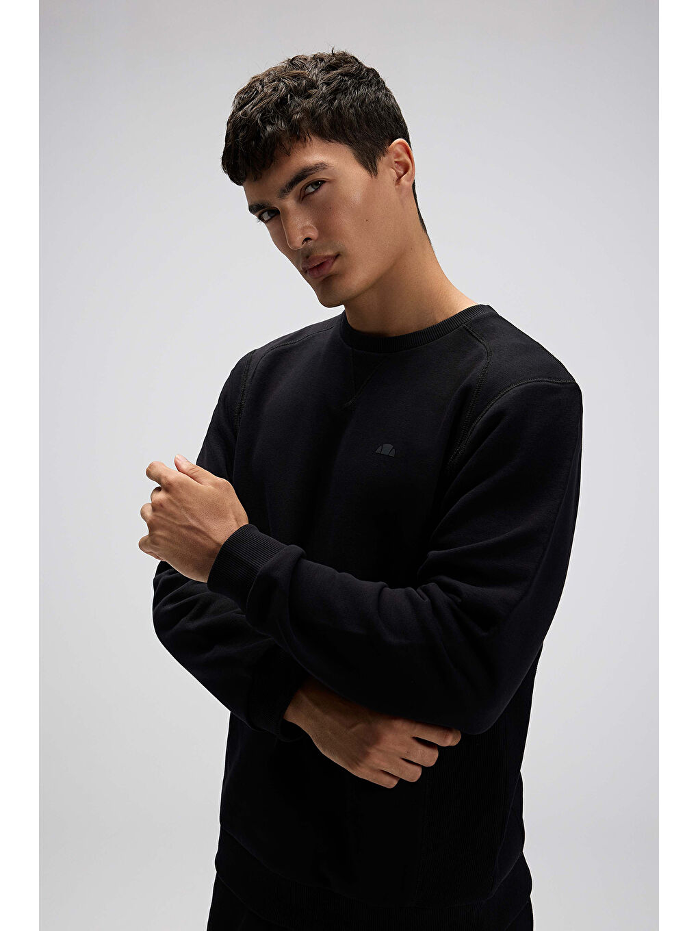 Siyah Logolu Pamuklu Regular Fit Bisiklet Yaka Sweat EM2821-BK-2