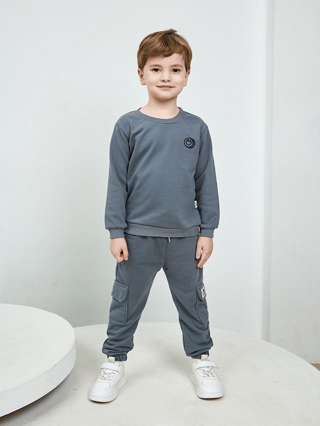 Gri Bisiklet Yaka Erkek Çocuk Basic Sweatshirt ve Eşofman Alt 2'li Takım-3