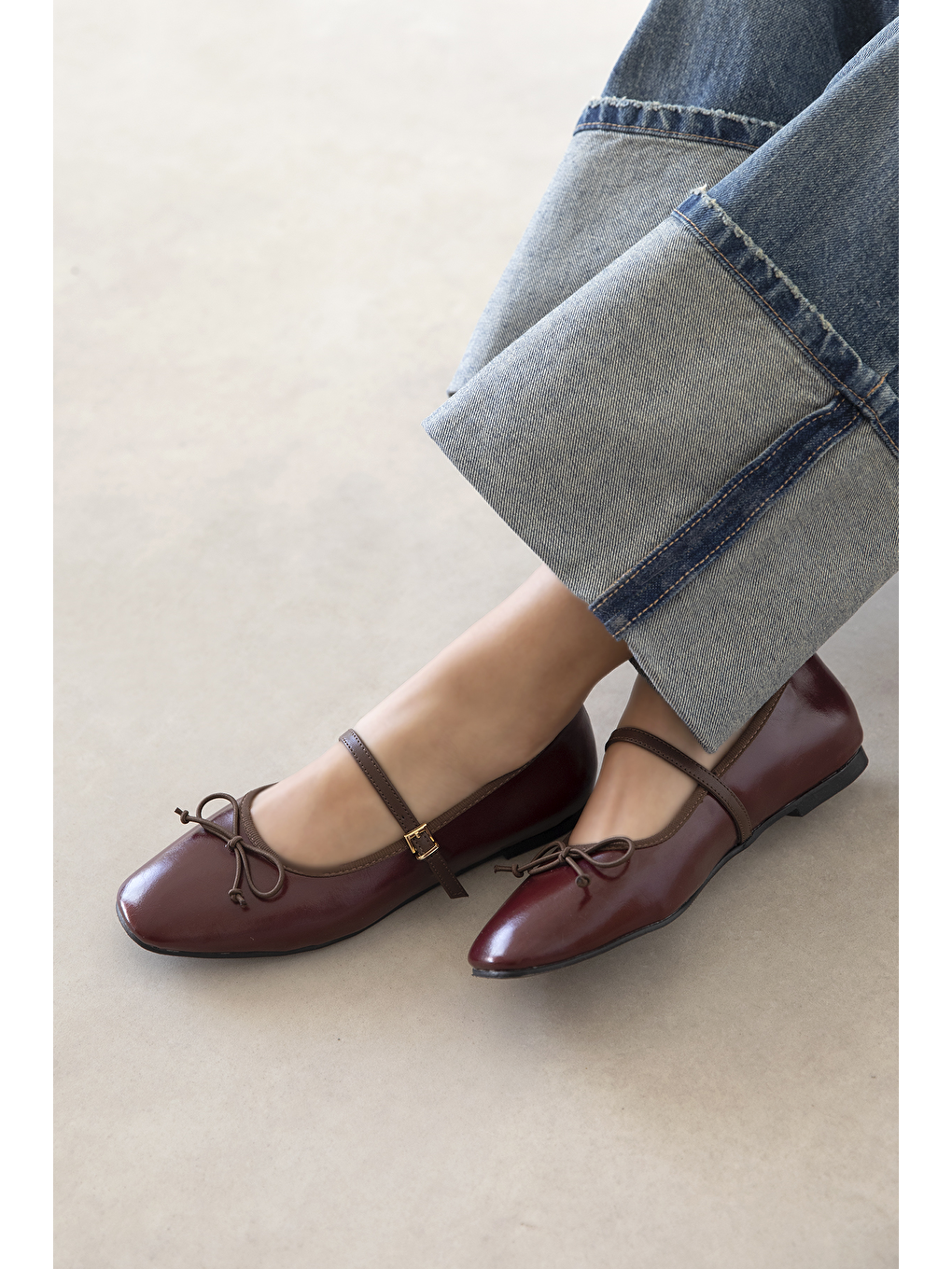 Maxy Kadın Fiyonk Detay Kırışık Deri Babet Bordo