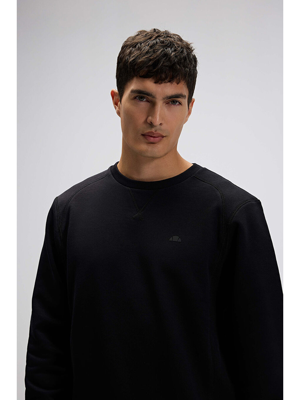 Siyah Logolu Pamuklu Regular Fit Bisiklet Yaka Sweat EM2821-BK-3