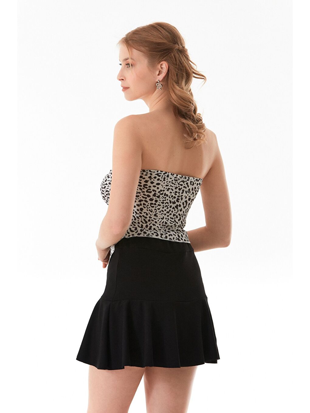 Siyah Beli Lastikli Pileli Modal Şort Etek-2