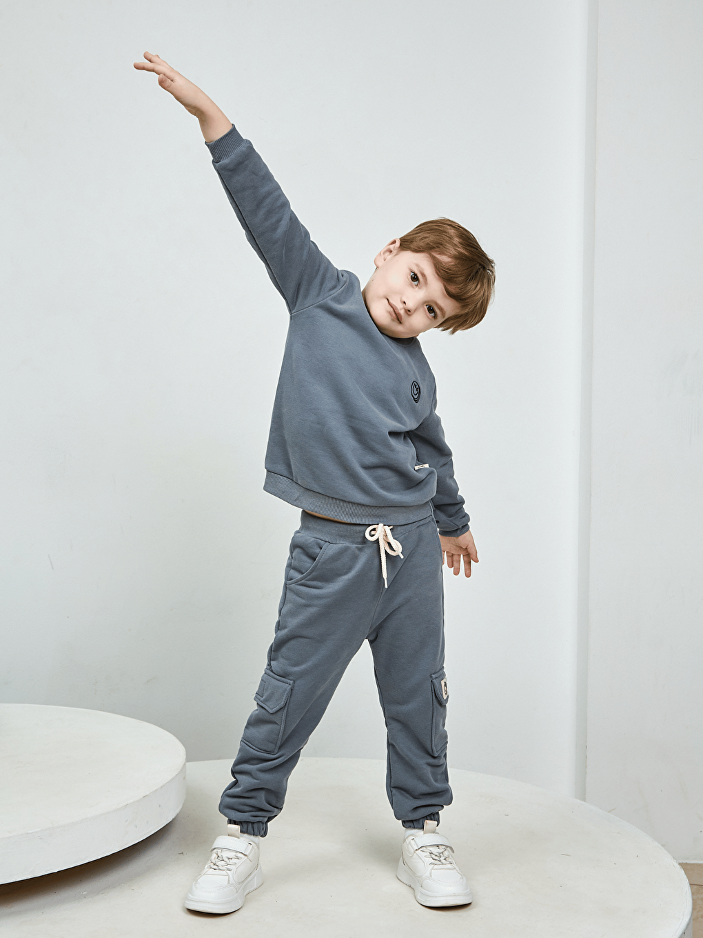 Gri Bisiklet Yaka Erkek Çocuk Basic Sweatshirt ve Eşofman Alt 2'li Takım-6