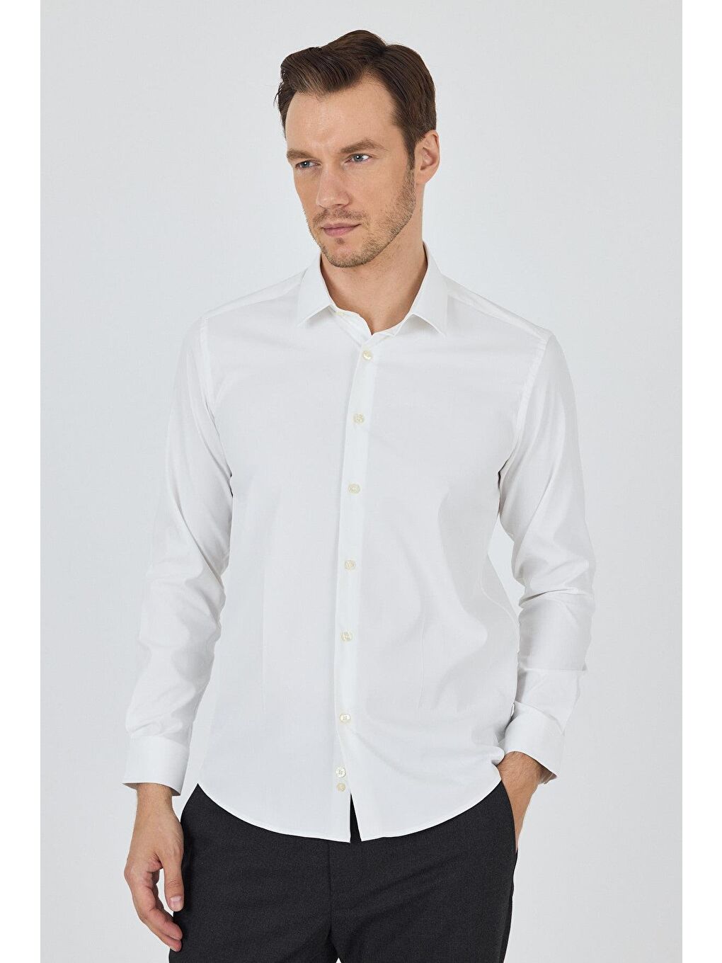 Kahverengi Açık Krem Sert Yaka Cepsiz Gabardin Uzun Kol Slim Fit Esnek Gömlek 1004250234-2