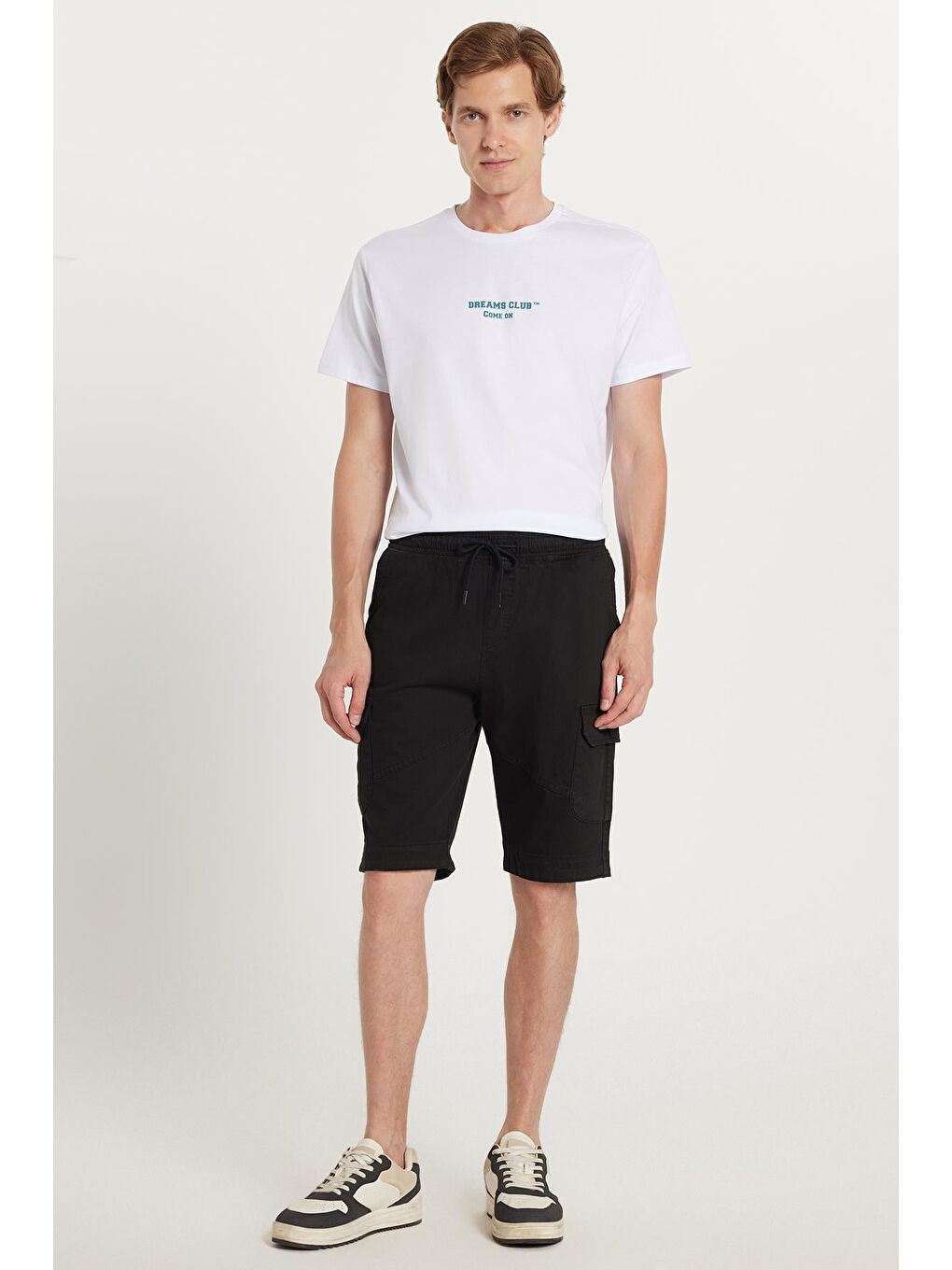 Erkek Relax Fit Rahat Kesim %100 Pamuk Kargo Cep Siyah Kapri Şort-1