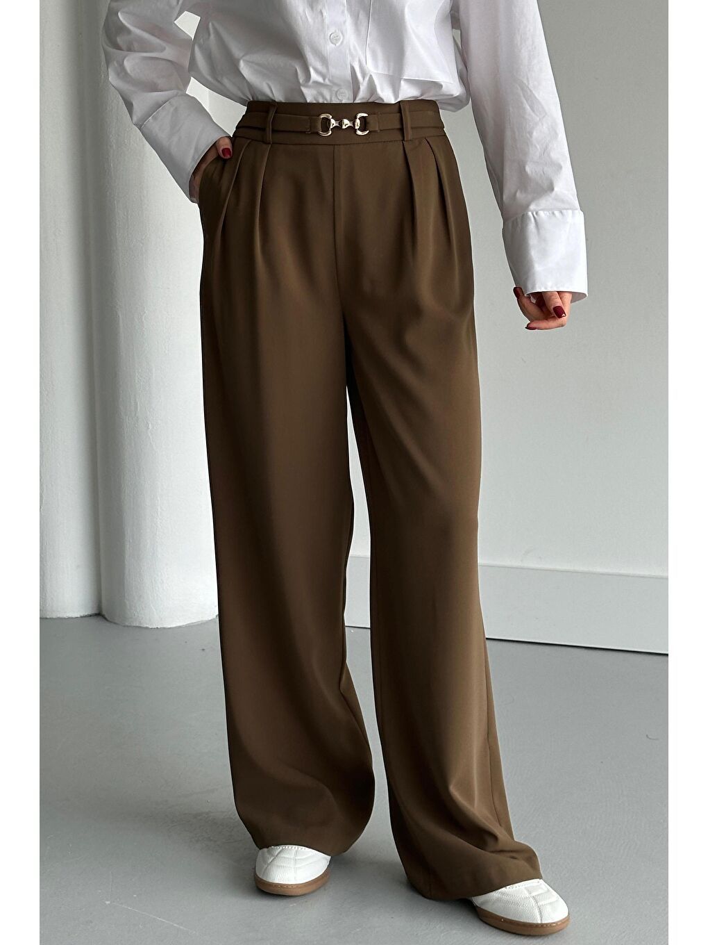 Haki Yüksek Bel Kemerli Bol Paça Kadın Pantolon Mg2297