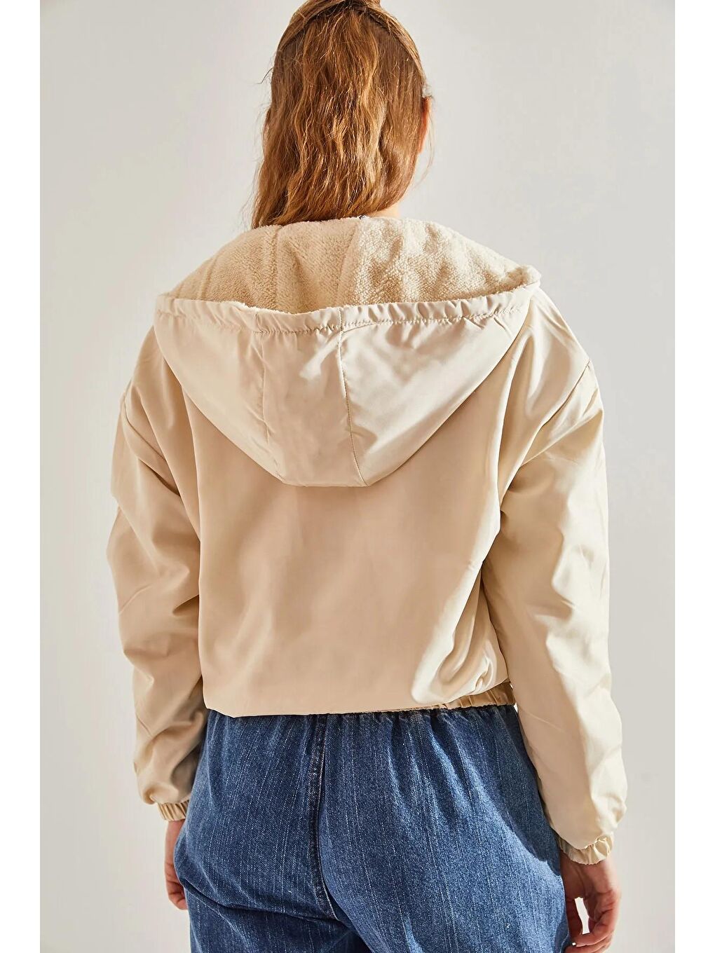 Bej Kadın İçi Peluşlu Kapüşonlu Mont-3