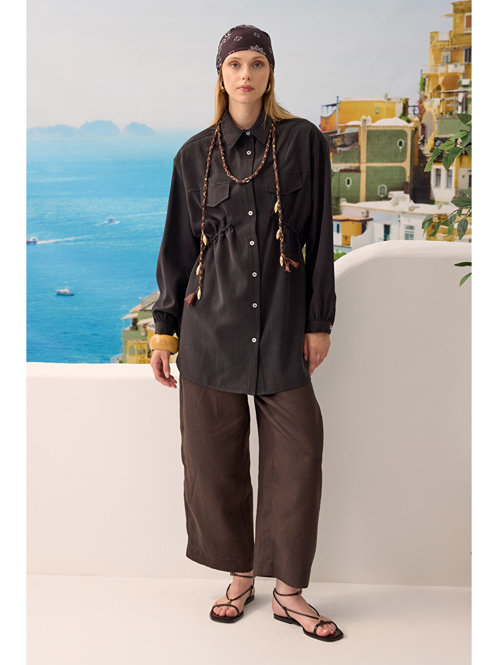 Verev Büzgü Detaylı Gömlek Siyah-1