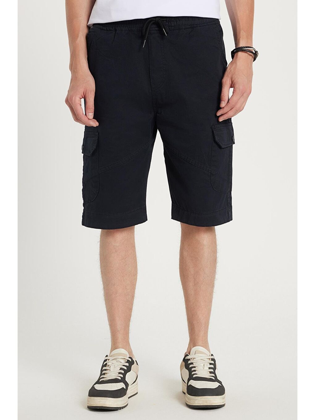 Erkek Relax Fit Rahat Kesim %100 Pamuk Kargo Cep Lacivert Kapri Şort