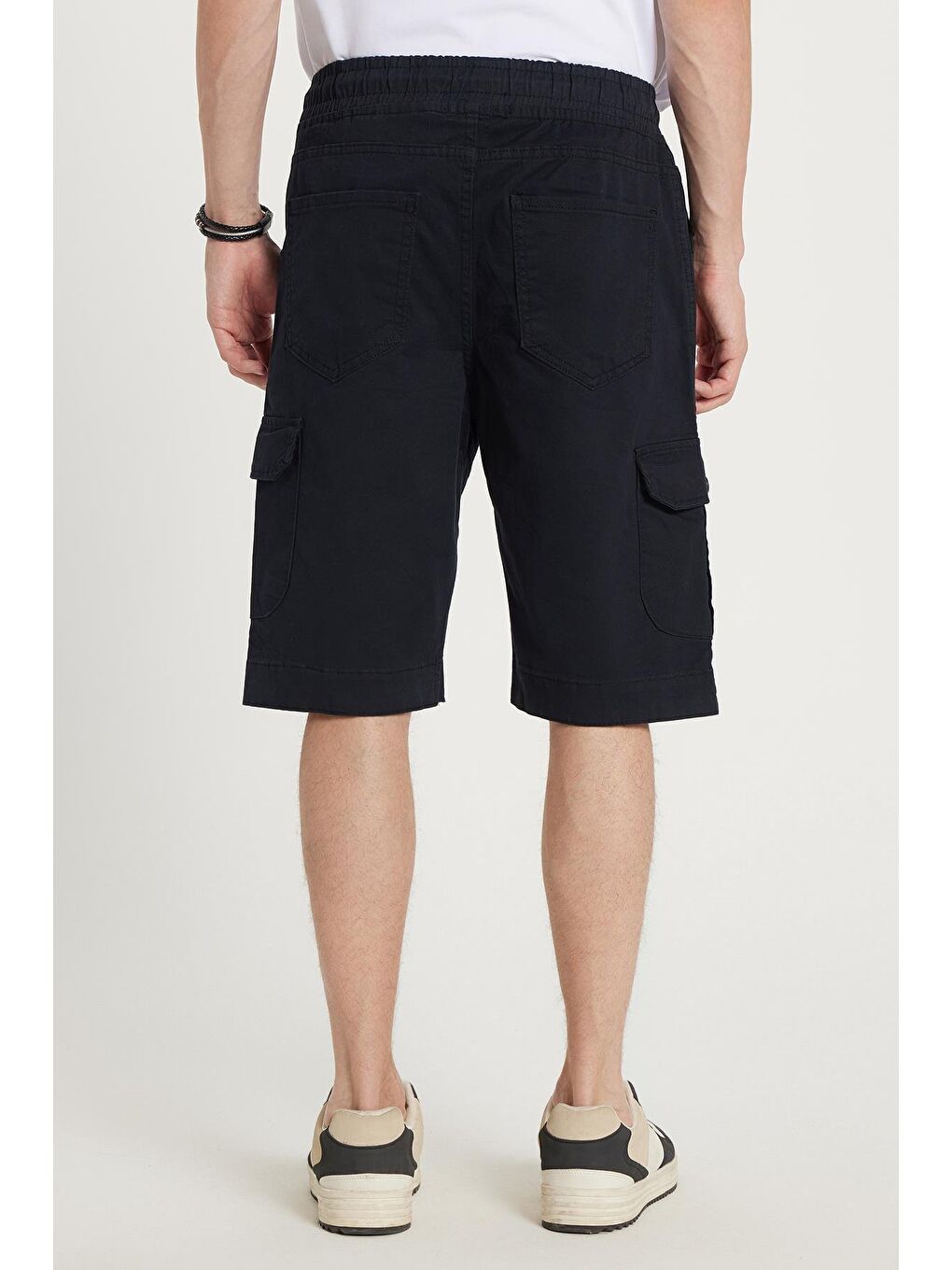 Erkek Relax Fit Rahat Kesim %100 Pamuk Kargo Cep Lacivert Kapri Şort-4