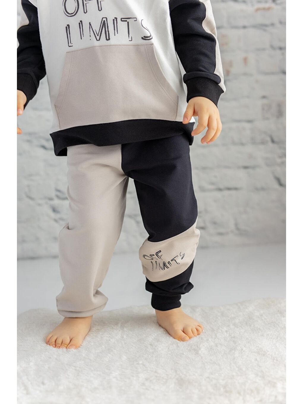 Bej Erkek Çocuk Beli Lastikli Renk Bloklu Jogger Eşofman Altı