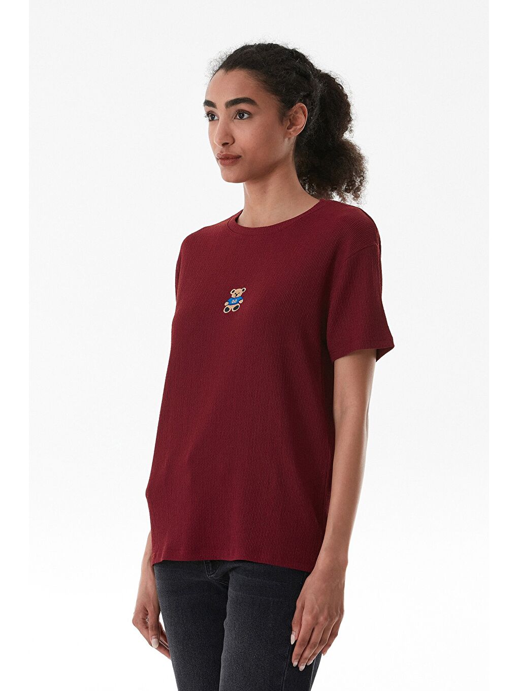 Bordo Ayıcık Nakışlı Bürümcük Kumaş Oversize Tişört-2