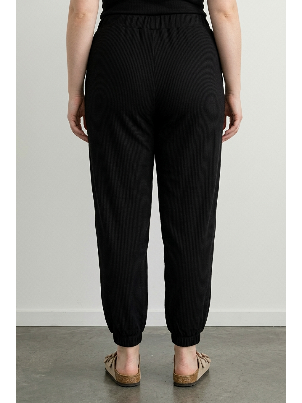 Siyah Beli Paçası Lastikli Fitilli Kumaş Esnek Kumaş Jogger Pantolon-4