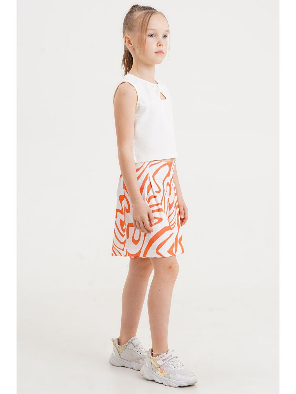 Turuncu Fiyonklu Badili 5-8 Yaş Takım - 2425-2-1