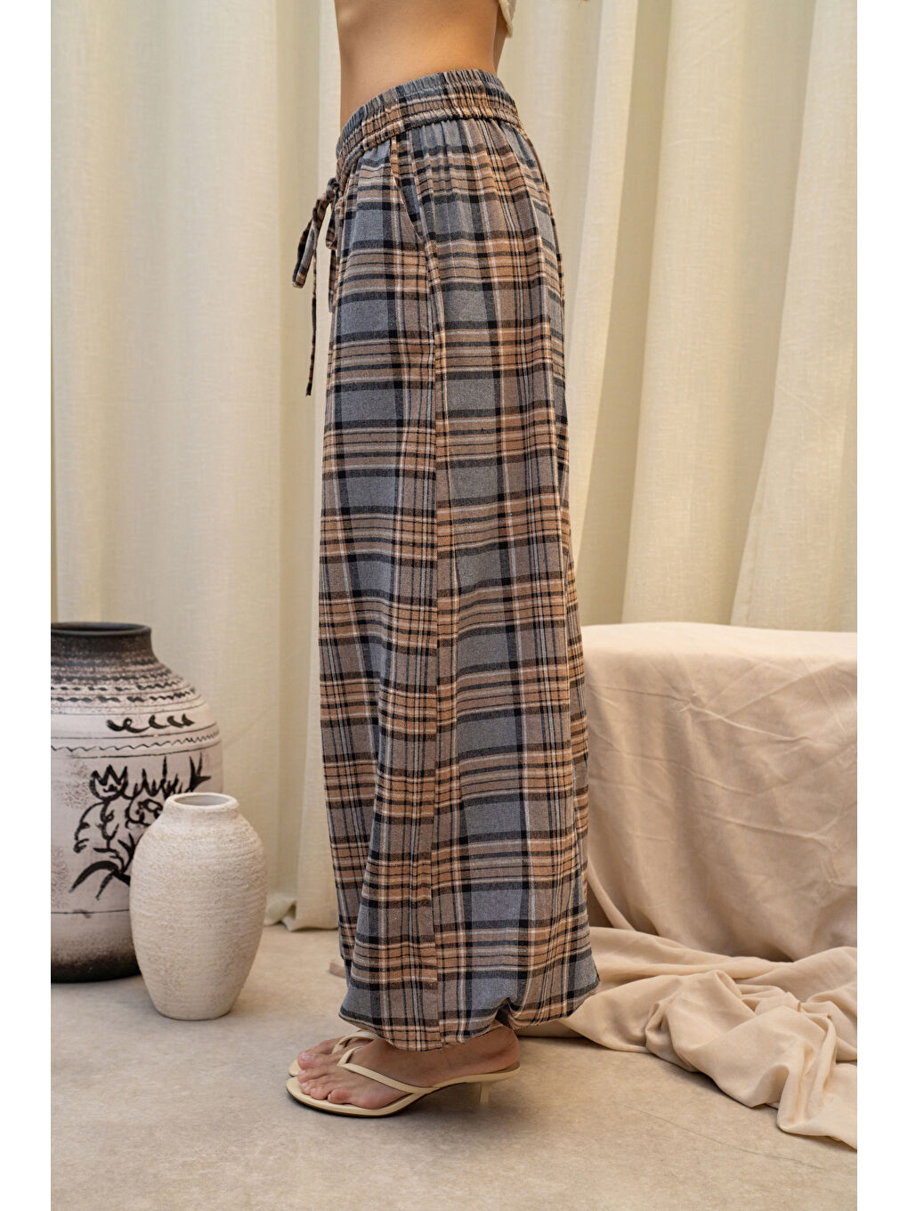 Gri Jolene Ekoseli Füme Şalvar Pantolon-2