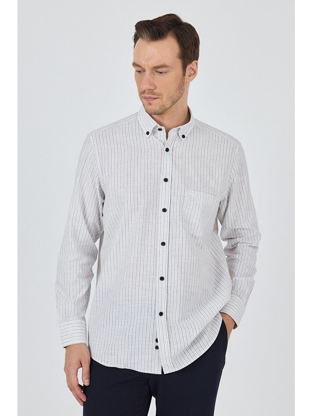 Bej Uzun Kol Çizgili Desen Bez Ayağı Düğmeli Yaka Cepli Pamuklu Casual Comfort Fit Gömlek 1004250100