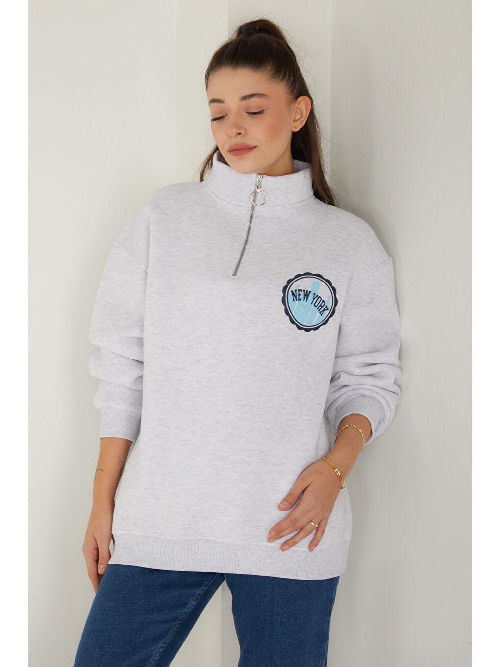 Yarım Balıkçı Yaka Kadın Gri Baskılı Sweatshirt - 26518