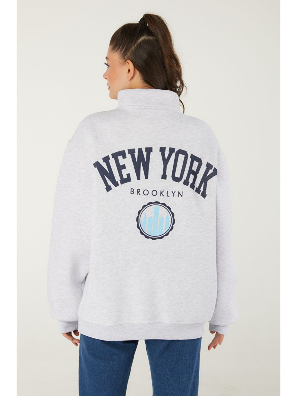 Yarım Balıkçı Yaka Kadın Gri Baskılı Sweatshirt - 26518-5