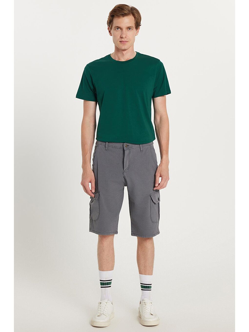 Erkek Relax Fit Rahat Kesim %100 Pamuk Kargo Cep Gri Kapri Şort-3