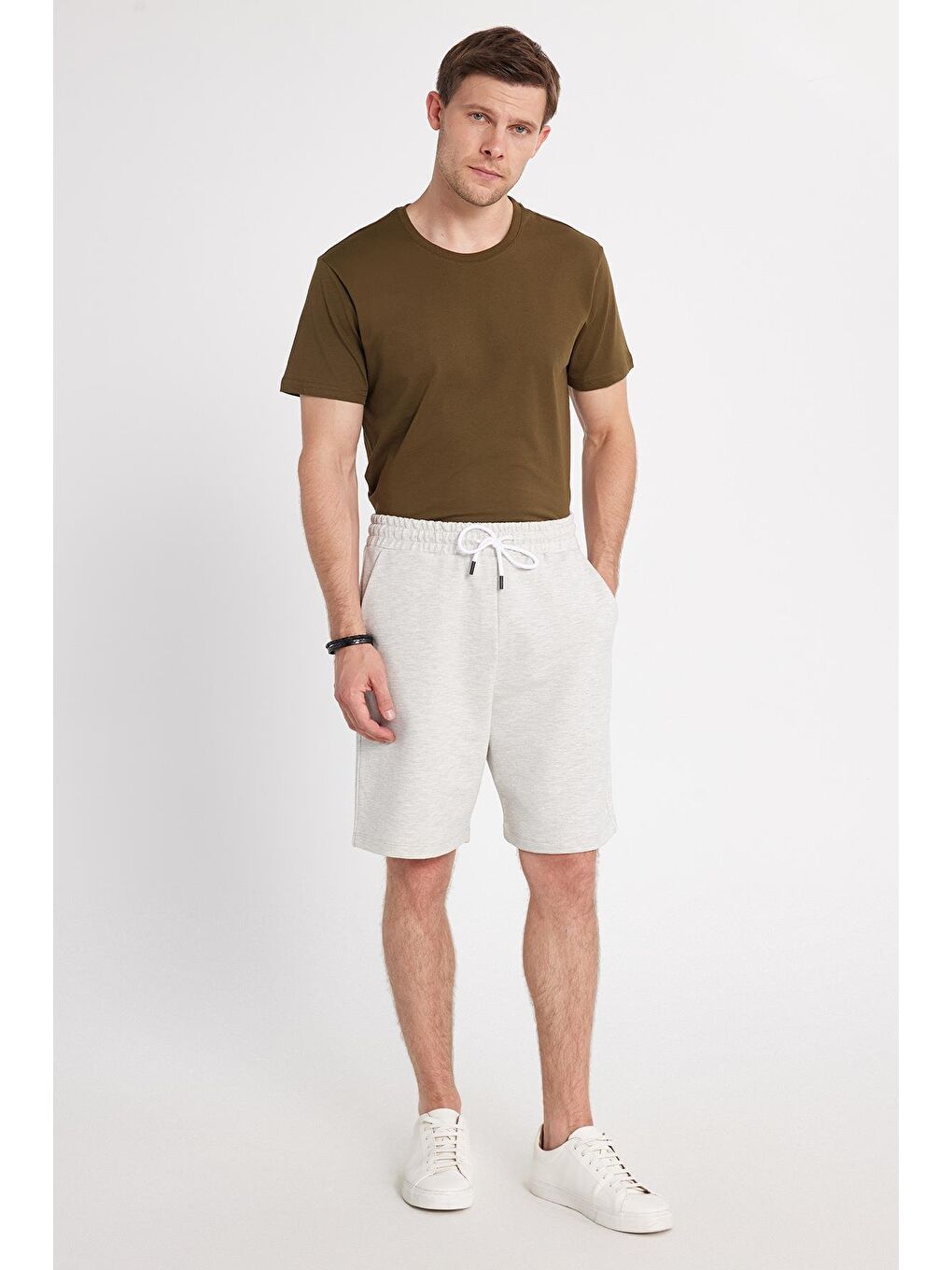 Erkek Relax Fit Rahat Kesim %100 Pamuk Beli Bağcıklı Gri Şort-3