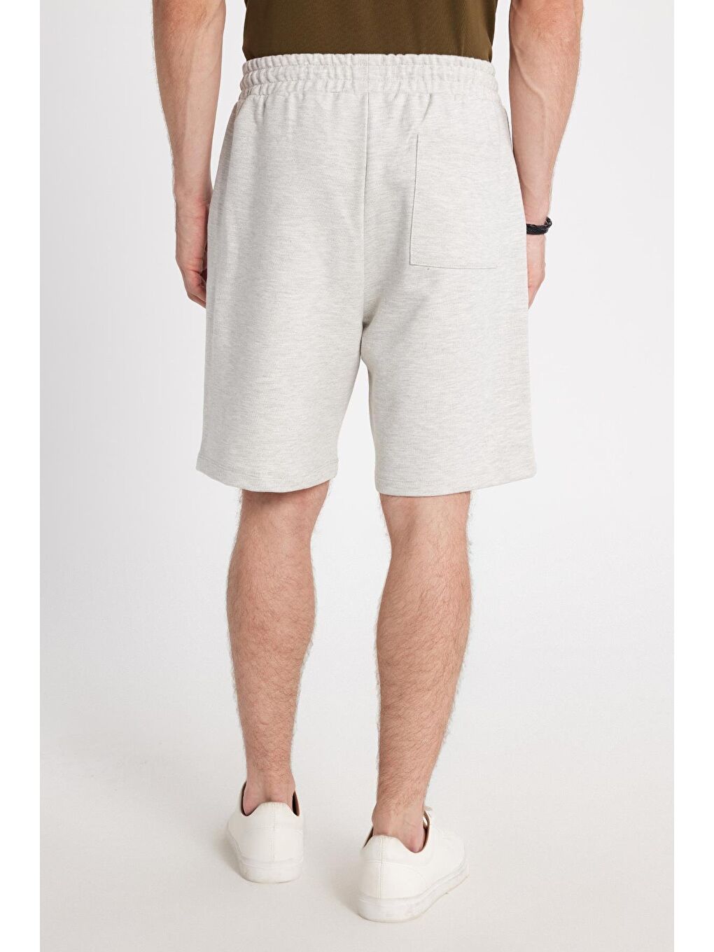 Erkek Relax Fit Rahat Kesim %100 Pamuk Beli Bağcıklı Gri Şort-4