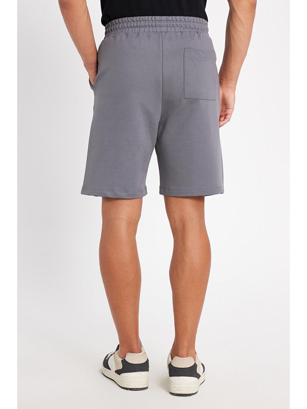 Erkek Relax Fit Rahat Kesim %100 Pamuk Beli Bağcıklı Gri Şort-4