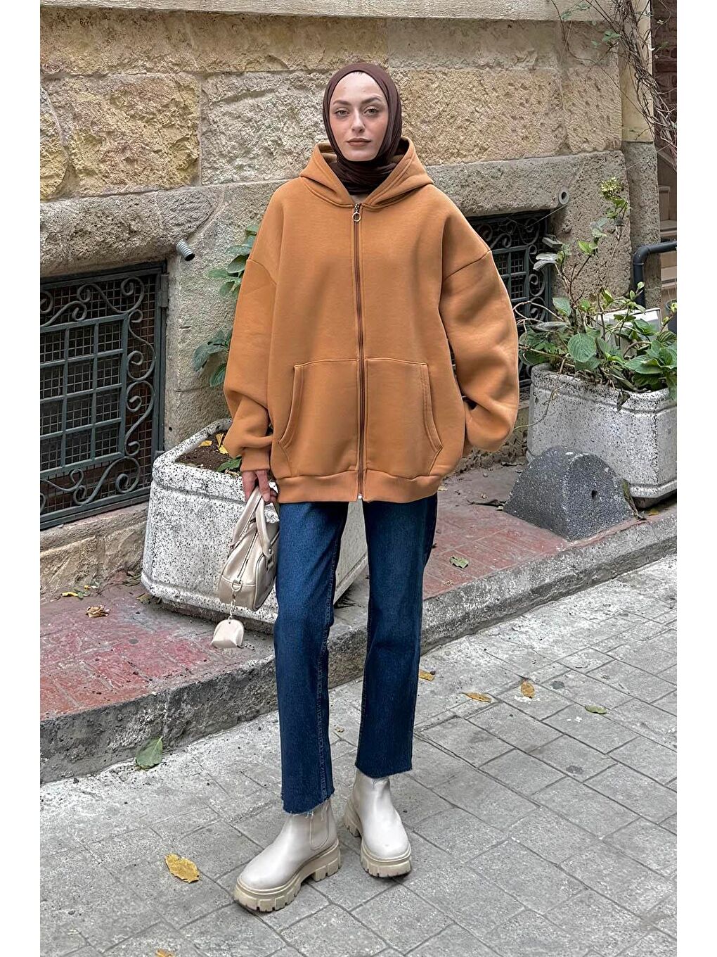 Kahverengi Kapüşonlu Oversize Yan Cepli Sweat Camel