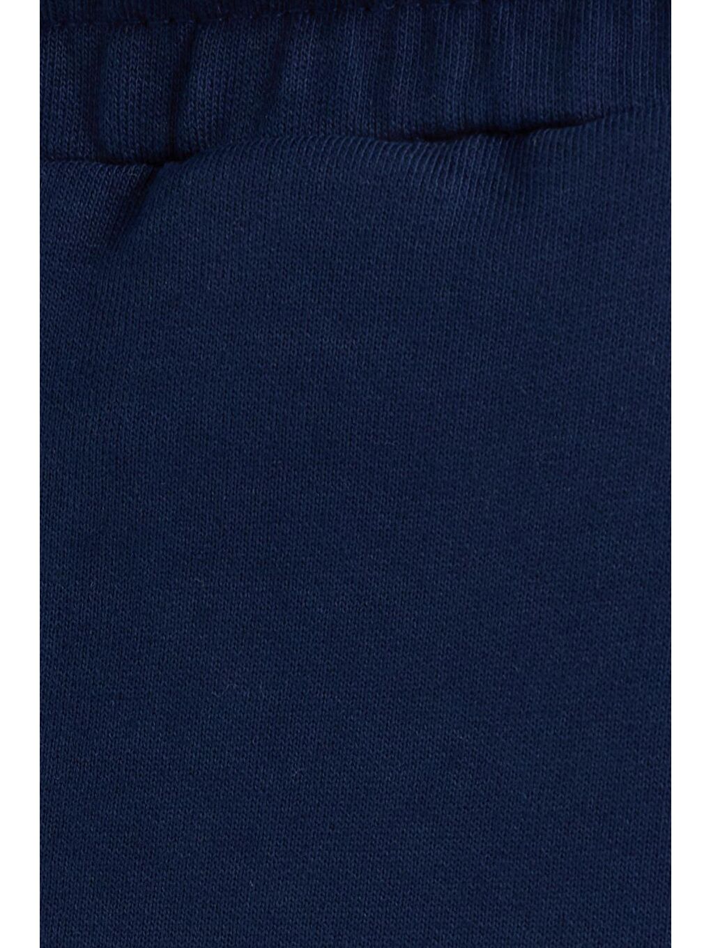 Erkek Relax Fit Rahat Kesim %100 Pamuk Beli Bağcıklı Lacivert Şort-5