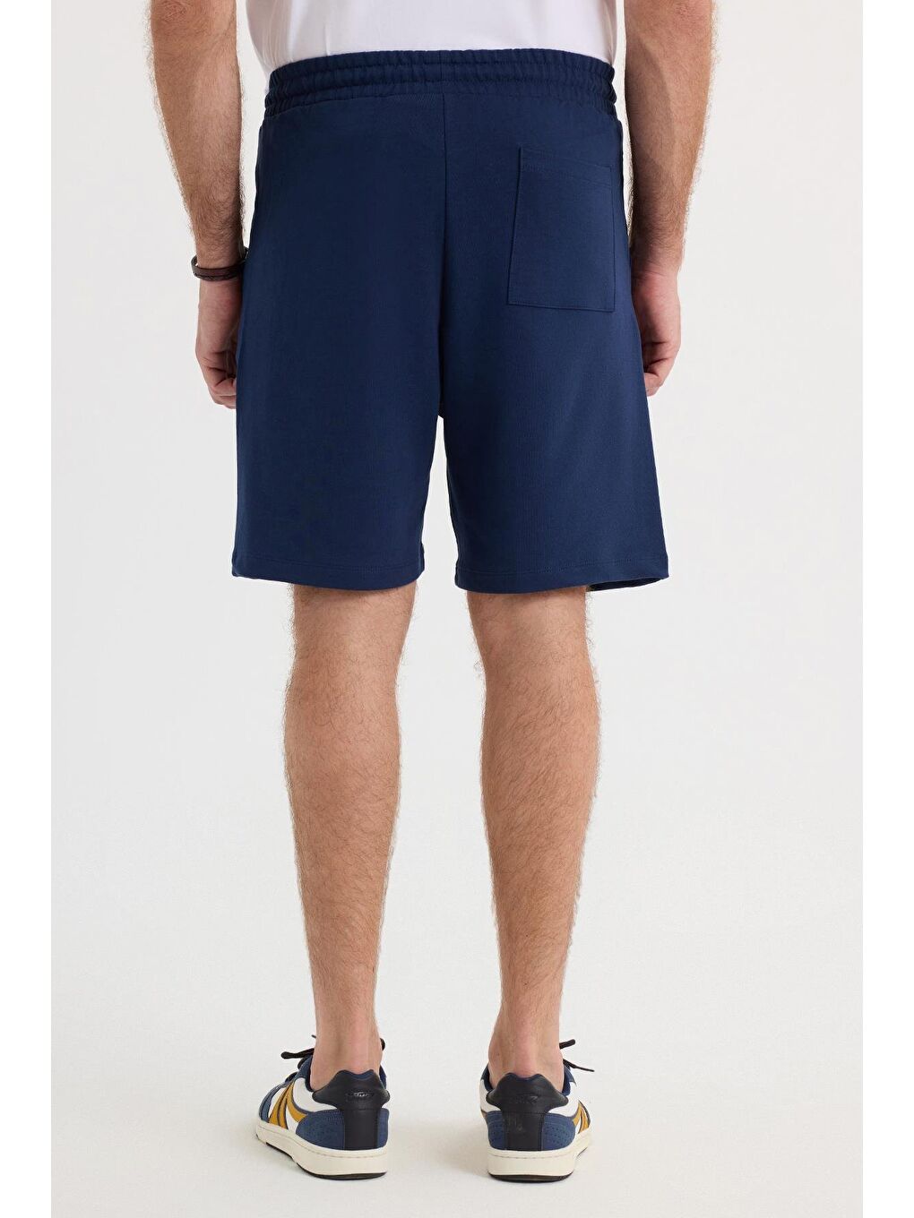 Erkek Relax Fit Rahat Kesim %100 Pamuk Beli Bağcıklı Lacivert Şort-6