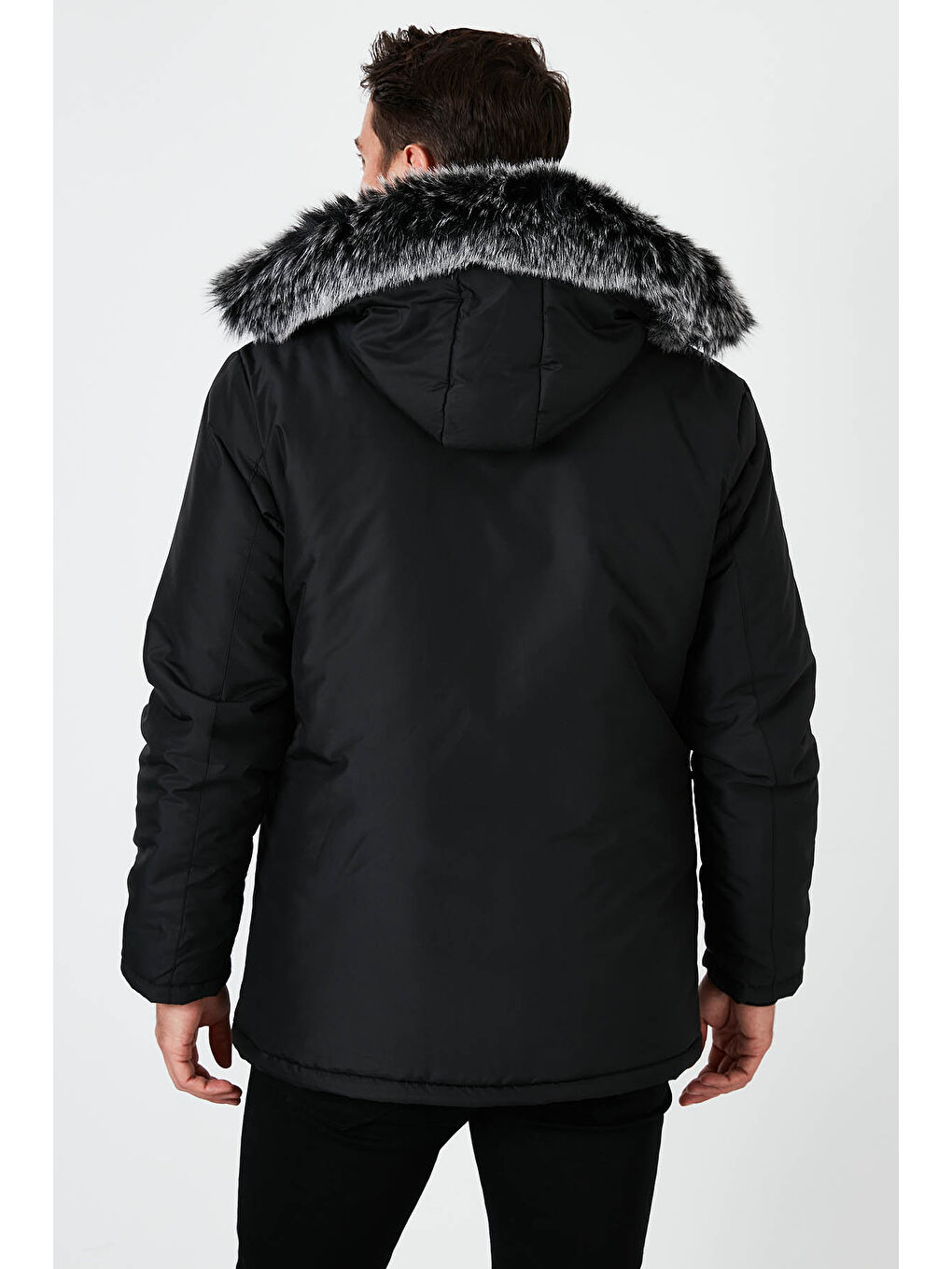 Siyah Slim Fit Çıkarılabilir Kapüşonlu Cepli Erkek Mont 5761100-3