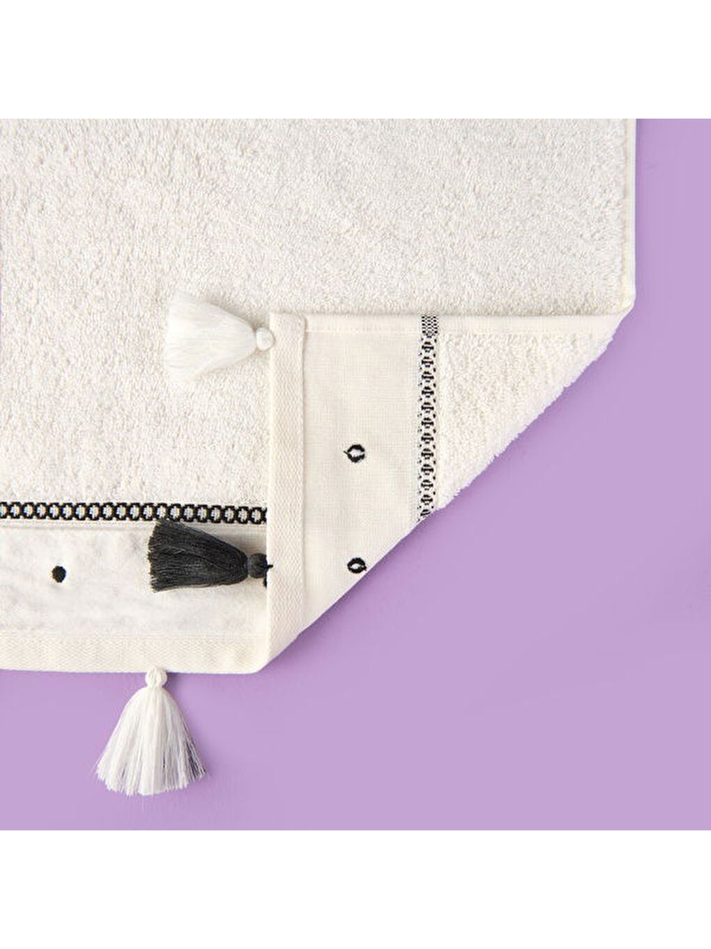 Lila Soft Piene El Havlusu - Ekru / Siyah - 30x50 cm-2