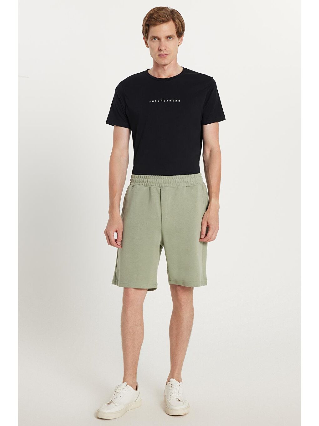 Erkek Regular Fit Klasik Kesim 3 Cepli Beli Lastikli Haki Şort-1