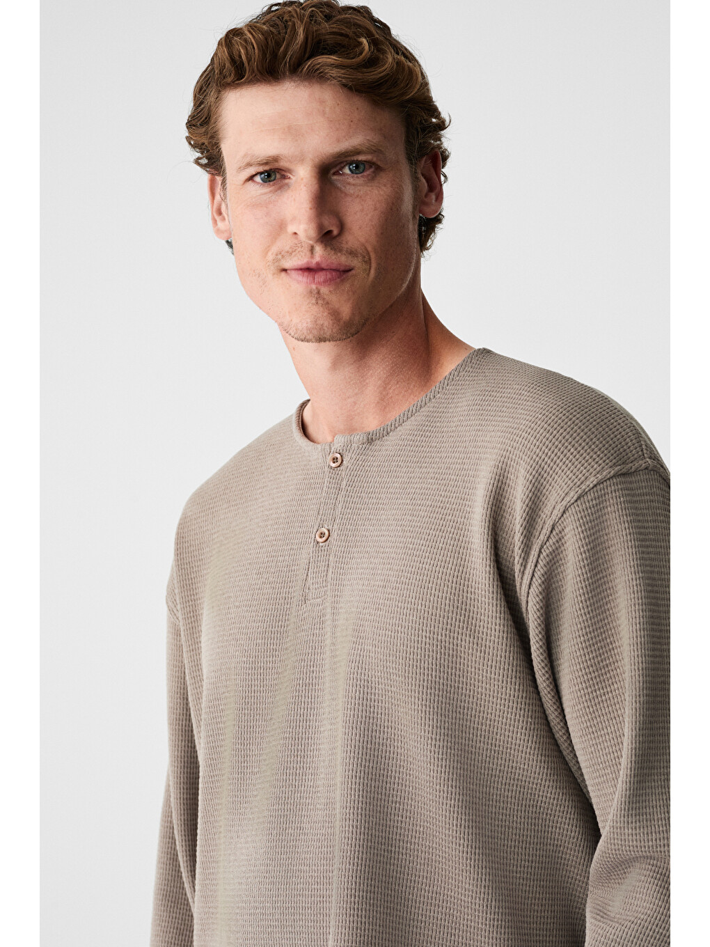 Bej Renew Erkek Organik Pamuklu Bisiklet Yaka Yarım Patlı Düğmeli Regular Vizon Sweatshirt-1