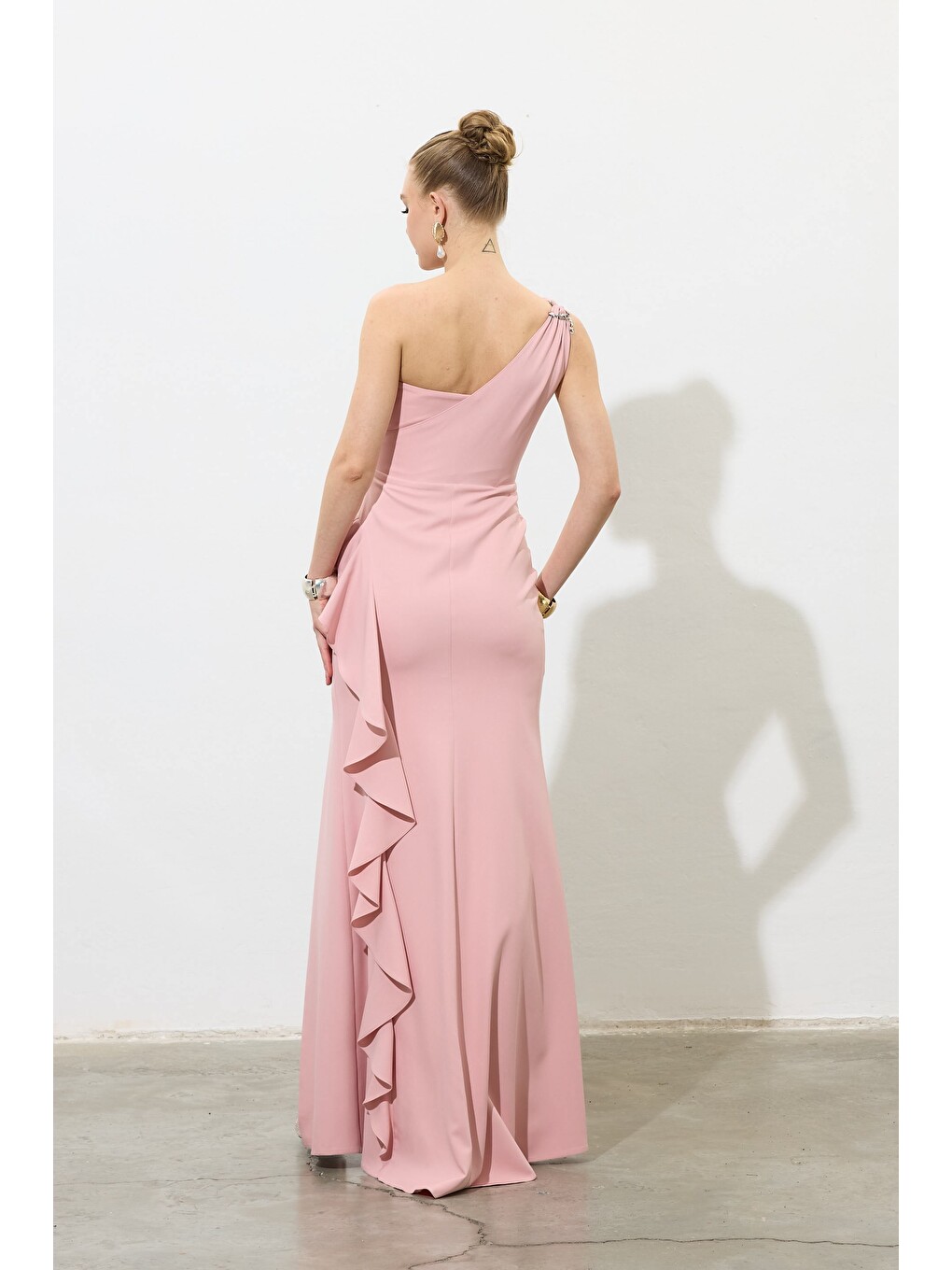 Pembe Pudra Straplez Yırtmaçlı Krep Abiye Elbise-6