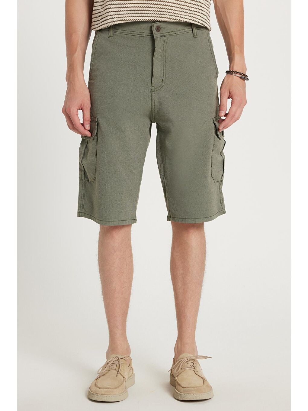 Erkek Relax Fit Rahat Kesim %100 Pamuk Kargo Cep Haki Kapri Şort