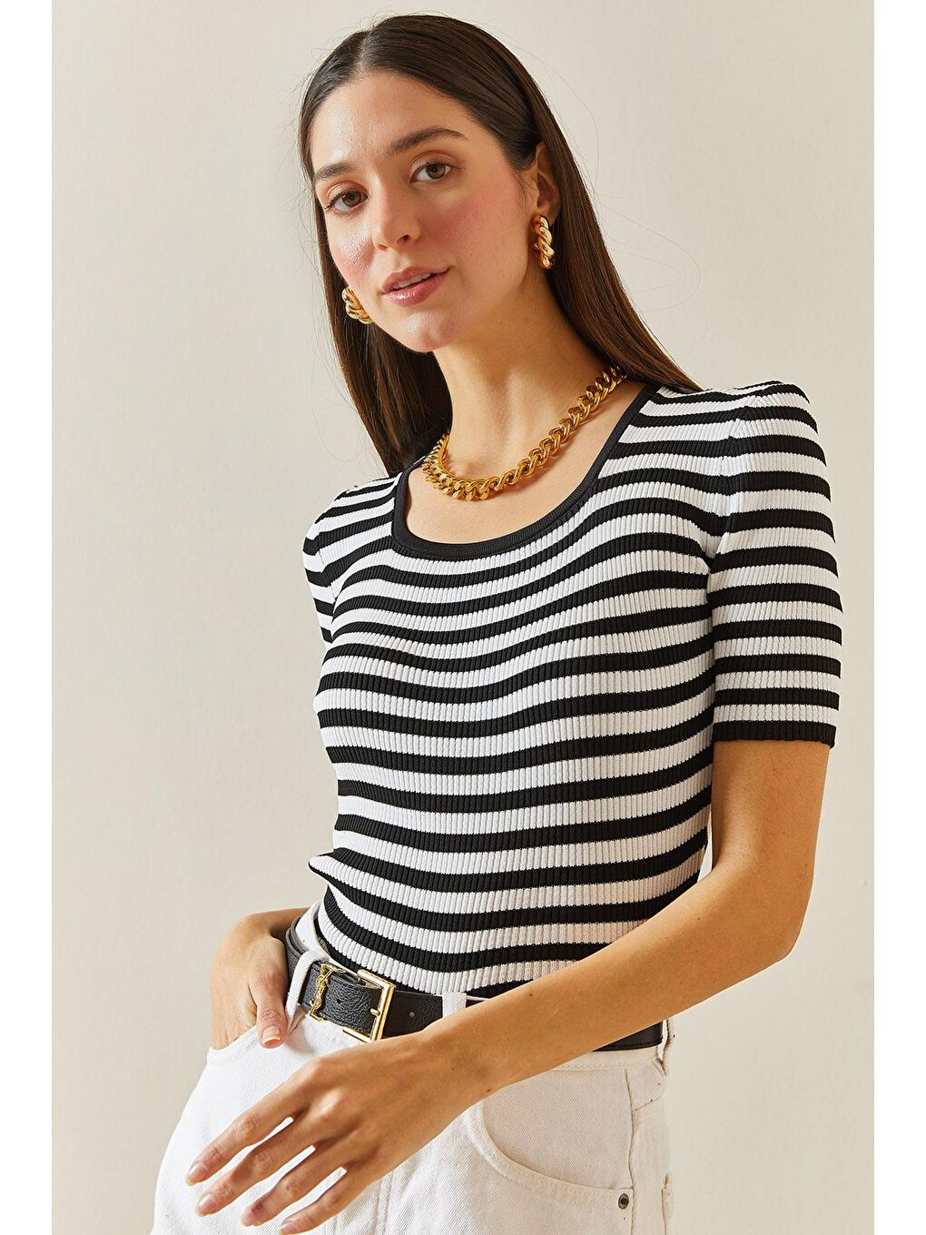 Siyah Beyaz Kare Yaka Çizgili Triko Bluz 5YXK2-48345-02