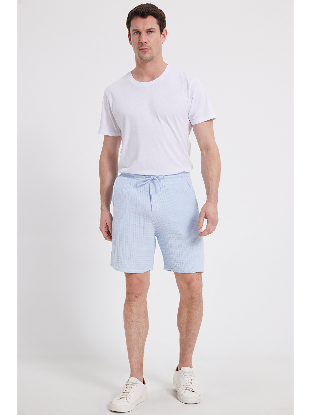 Erkek Regular Fit Rahat Kesim Müslin %100 Pamuk Beli Lastikli Cepli Bağcıklı Mavi Şort-1