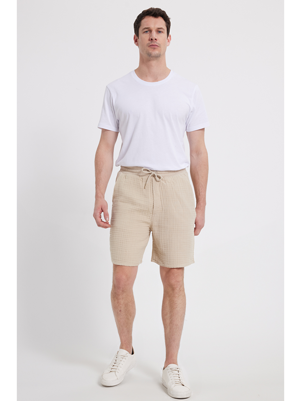 Erkek Regular Fit Rahat Kesim Müslin %100 Pamuk Beli Lastikli Cepli Bağcıklı Bej Şort-3