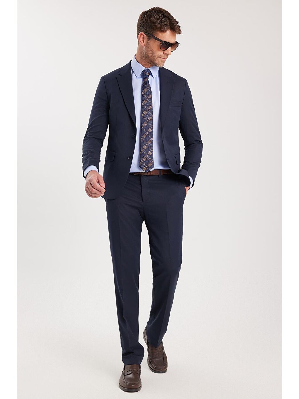 Lacivert Erkek Regular Fit Esnek Elastanlı Kumaş Mono Yaka Kapaklı Cepli Takım Elbise-4