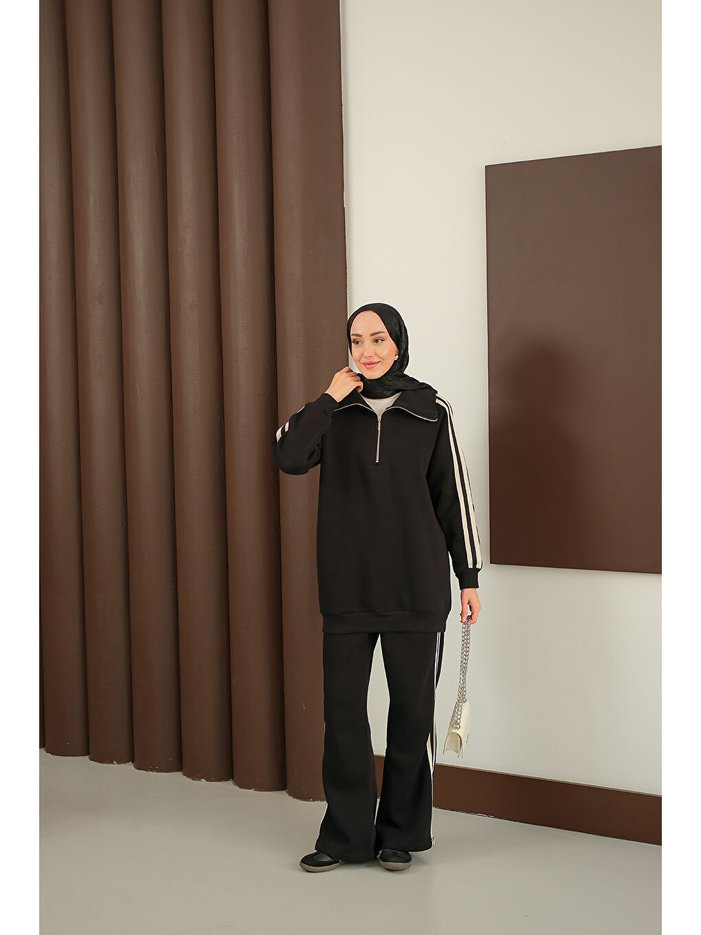 Kadın Yanları Şerit Detay Takım Siyah-1