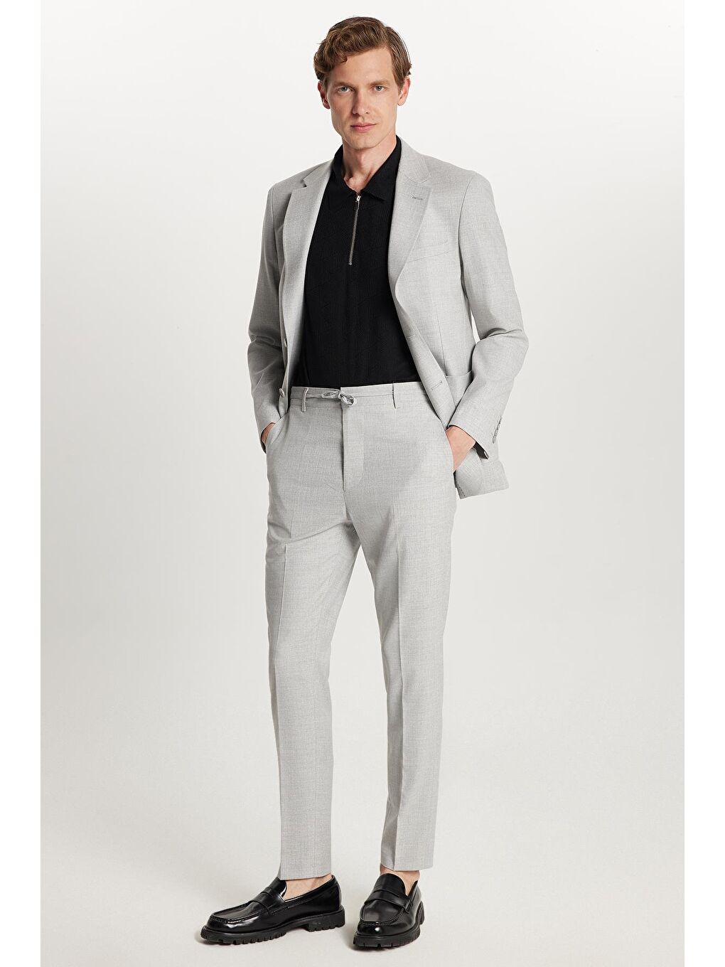 Erkek Regular Fit Gri Esnek Elastanlı Kumaş Mono Yaka Torba Cepli Takım Elbise