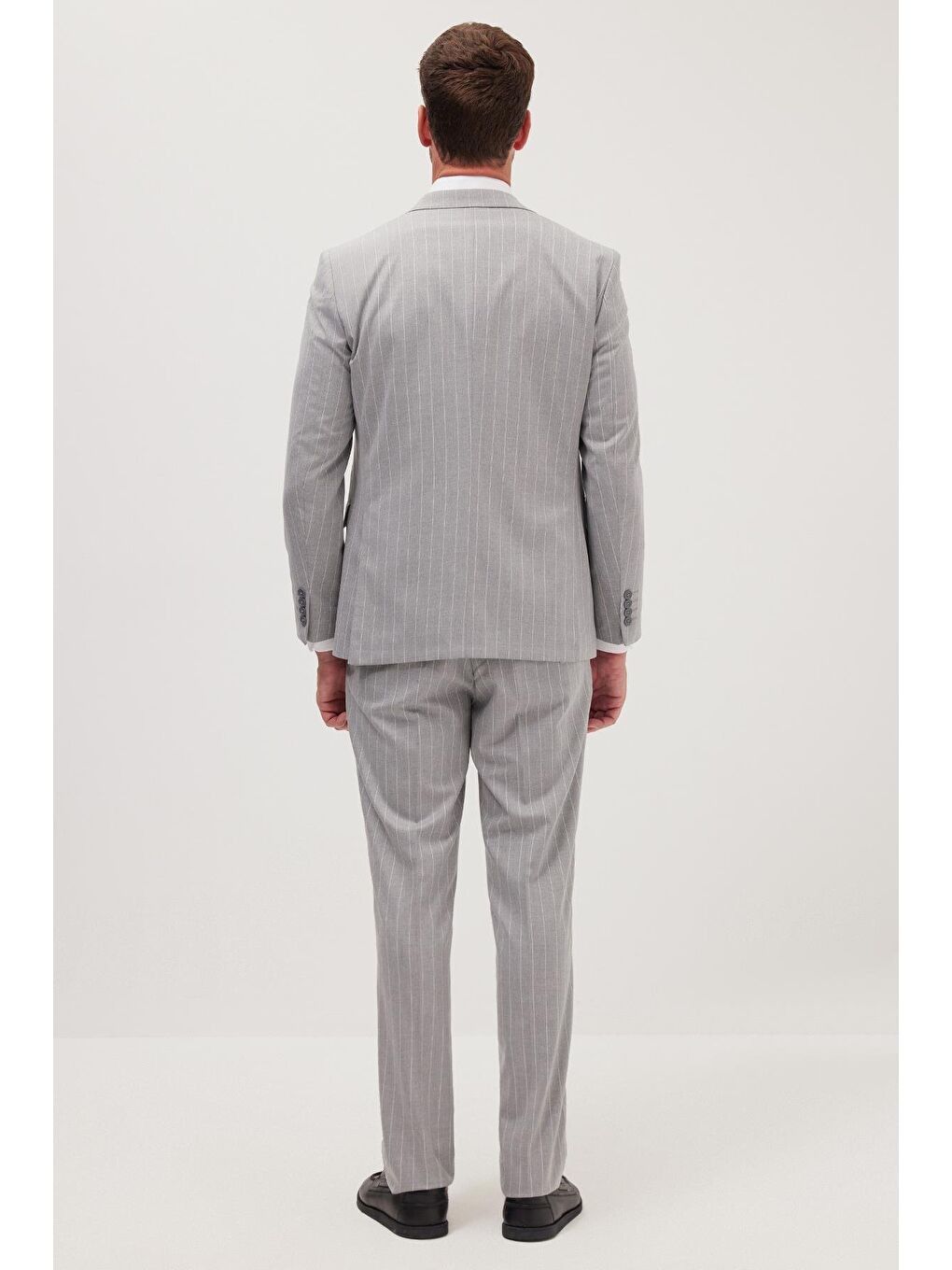 Erkek Slim Fit Gri Esnek Elastanlı Kumaş Sivri Yaka Yelekli Takım Elbise-6